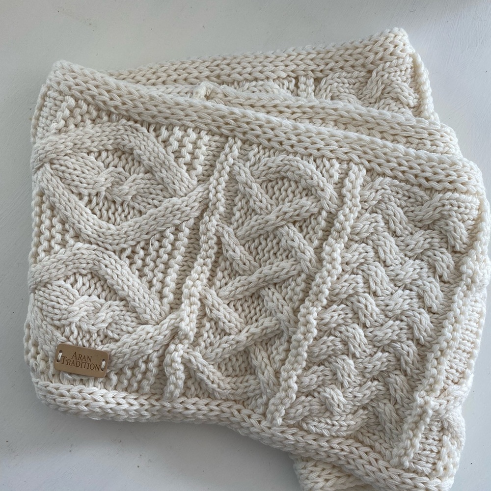 Aran Tradition Infinity Irish Knit Scarf